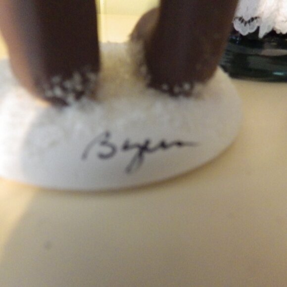 3 Byer's Choice LTD Children Christmas Carolers - Picture 4 of 6